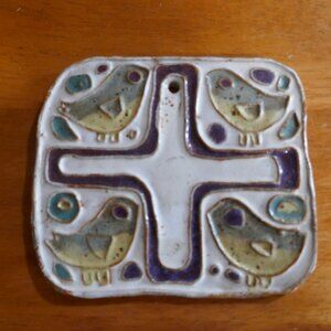 Saint Andrew's Abbey Ceramics Wall Hanging Plaque Birds & Cross 5" x 4 1/2"
